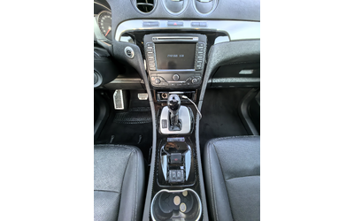 Ford S-Max Titanium ST ГАЗ - автомобили, коли, обяви за нови и употребявани 13