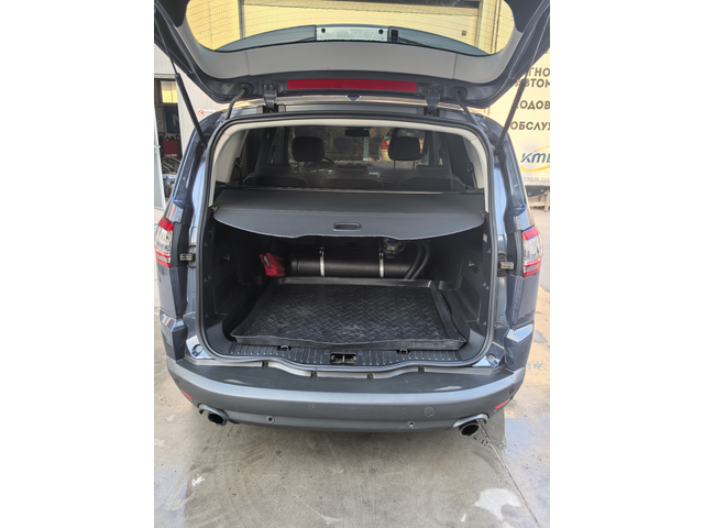 Ford S-Max Titanium ST ГАЗ - автомобили, коли, обяви за нови и употребявани 5