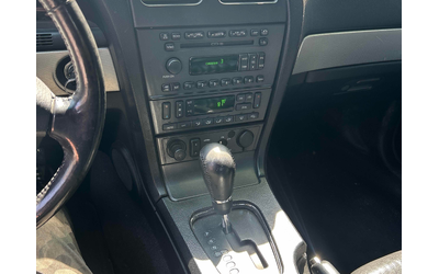 Ford Thunderbird 3.9L 8cyl RWD - автомобили, коли, обяви за нови и употребявани 8