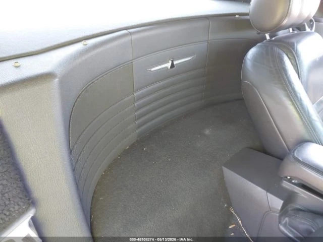 Ford Thunderbird V8 - автомобили, коли, обяви за нови и употребявани 10