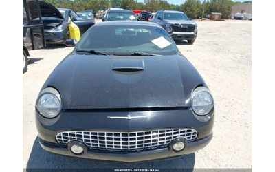 ford-thunderbird - 2