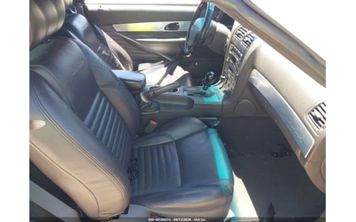 Ford Thunderbird V8 - автомобили, коли, обяви за нови и употребявани 9