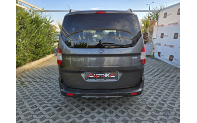 ford-tourneo - 3