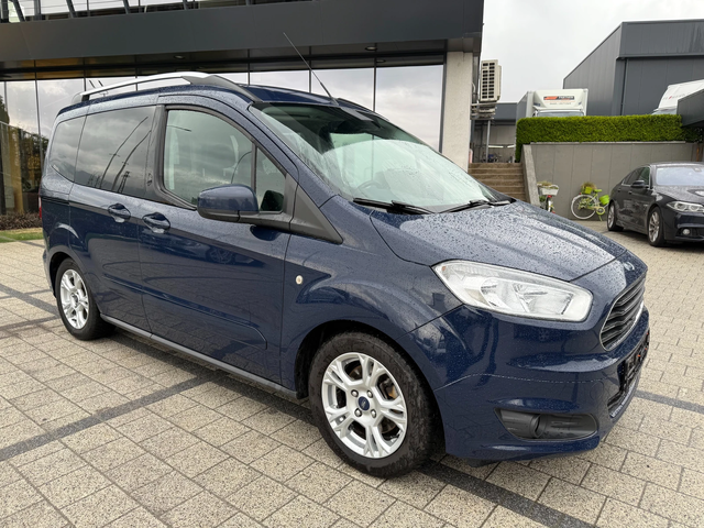 Ford Tourneo Courier 1.5TDCI Климатик - автомобили, коли, обяви за нови и употребявани 1