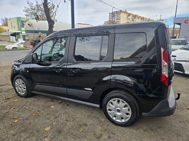 Ford Tourneo Connect - автомобили, коли, обяви за нови и употребявани 3