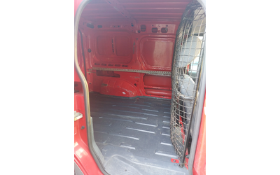 Ford Tourneo Connect 1.8TDCI - автомобили, коли, обяви за нови и употребявани 7