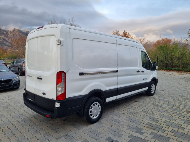 Ford Transit 2.0TDCi-131ps 2018г. ОБСЛУЖЕН= КАТО НОВ! - автомобили, коли, обяви за нови и употребявани 2