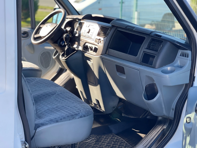 Ford Transit 2.4TDCi - автомобили, коли, обяви за нови и употребявани 8
