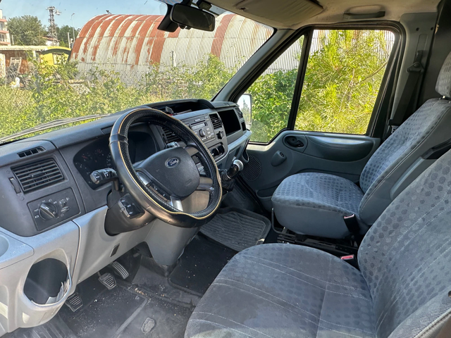 Ford Transit 2.2 - автомобили, коли, обяви за нови и употребявани 4