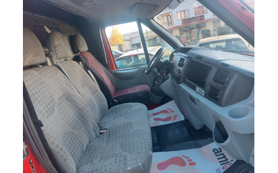 ford-transit - 5