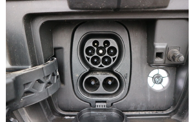 Ford Transit E 350  L3H3 - автомобили, коли, обяви за нови и употребявани 13