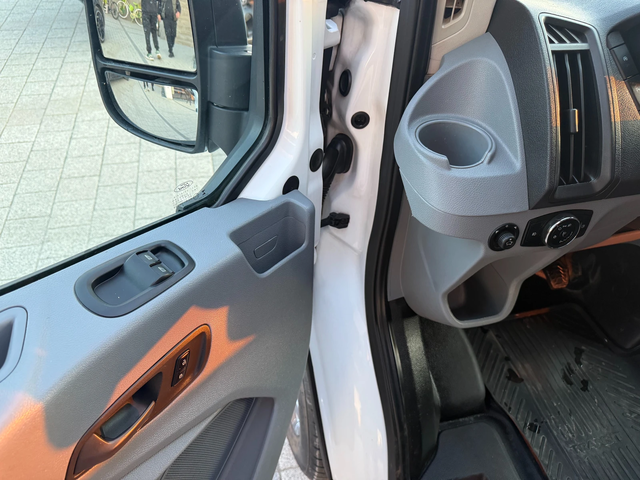 Ford Transit 2.0TDCI Клима L2H2 Euro 6 - автомобили, коли, обяви за нови и употребявани 14
