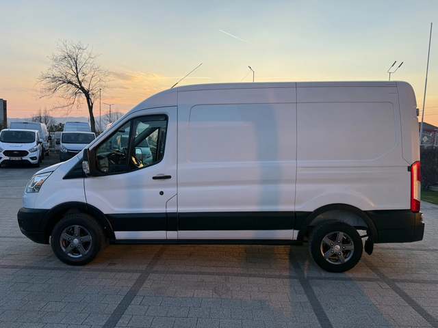 Ford Transit 2.0TDCI Клима L2H2 Euro 6 - автомобили, коли, обяви за нови и употребявани 4