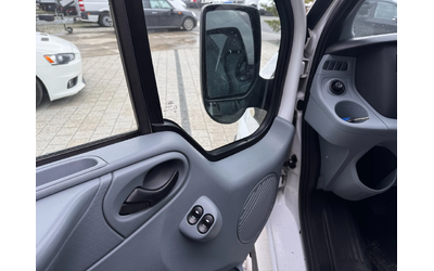Ford Transit 2.2TDCI Климатик L1H1 - автомобили, коли, обяви за нови и употребявани 10