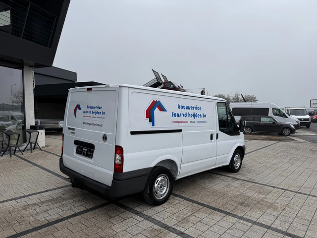 Ford Transit 2.2TDCI Климатик L1H1 - автомобили, коли, обяви за нови и употребявани 4