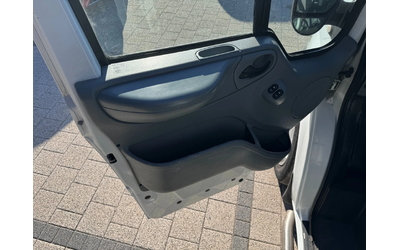 Ford Transit 6-местен Климатик L1H1 - автомобили, коли, обяви за нови и употребявани 11