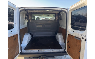 Ford Transit 6-местен Климатик L1H1 - автомобили, коли, обяви за нови и употребявани 12