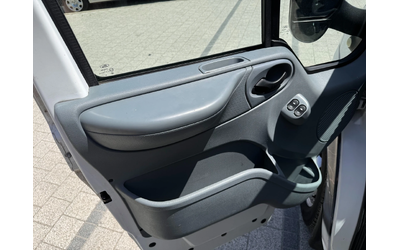 Ford Transit 2.4TDCI до 3, 5т. 6-местен - автомобили, коли, обяви за нови и употребявани 12