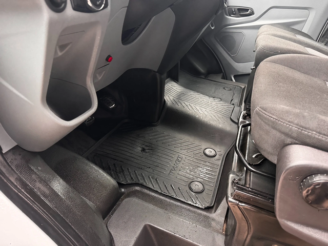 Ford Transit 2.0TDCI Щори + Падащ борд Клима Euro 6 - автомобили, коли, обяви за нови и употребявани 13