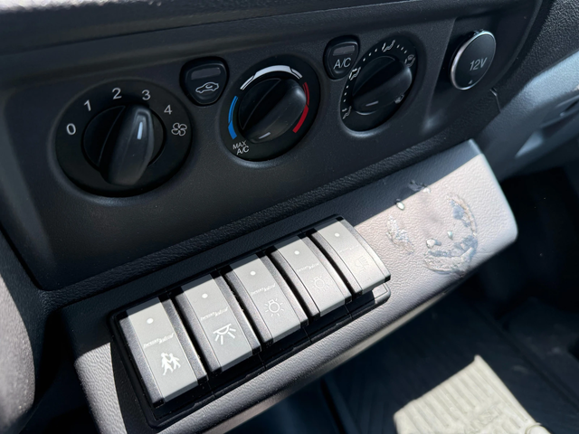 Ford Transit 9-местен 2хКлима Euro 6 - автомобили, коли, обяви за нови и употребявани 11