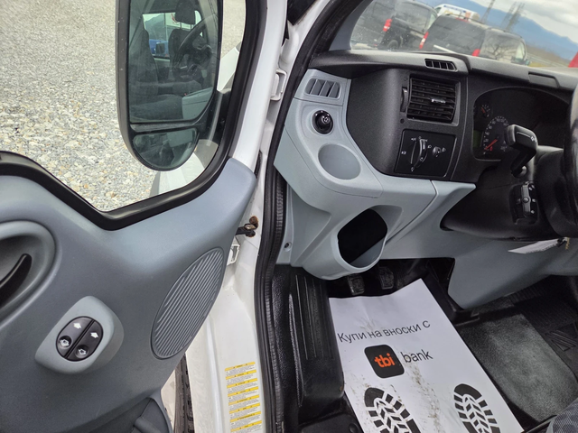 Ford Transit 2.2 TDCi, Товаропътник, 5 местен, Климатик - автомобили, коли, обяви за нови и употребявани 11