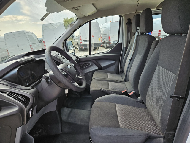 Ford Transit 2.2 TDCi, 6 местен , климатик - автомобили, коли, обяви за нови и употребявани 8