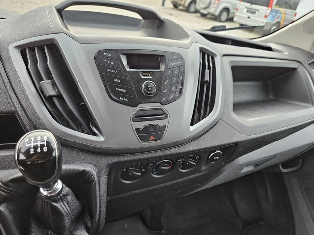 Ford Transit 2.2 TDCi, Клима , 7 местен - автомобили, коли, обяви за нови и употребявани 10