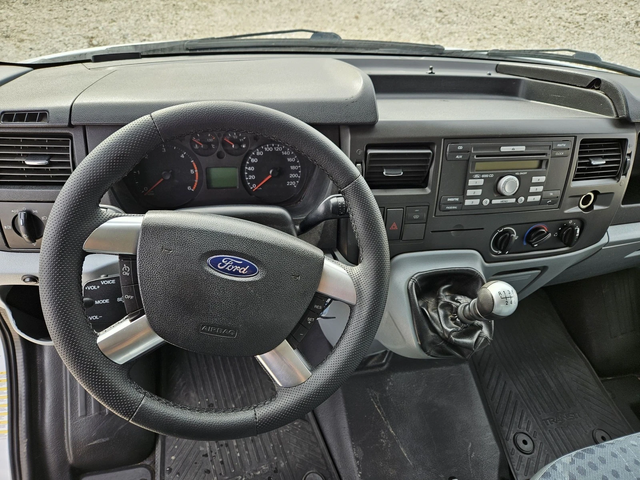 Ford Transit TDCi 6 местен - автомобили, коли, обяви за нови и употребявани 9