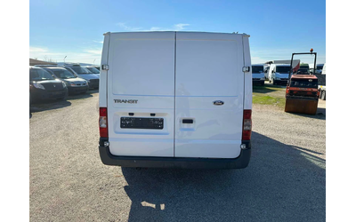 ford-transit - 5