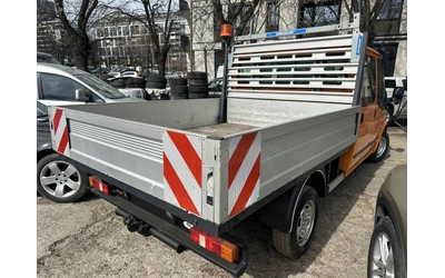 ford-transit - 4