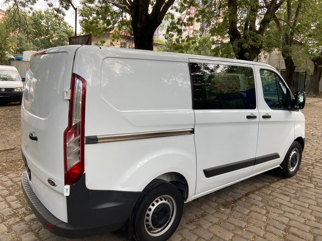 Ford Transit Custom 2.2TDCi - автомобили, коли, обяви за нови и употребявани 5
