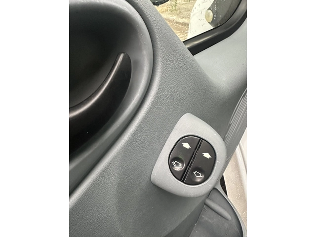Ford Transit 2.4TDCi - автомобили, коли, обяви за нови и употребявани 8