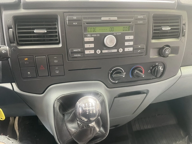 Ford Transit 2.2TDCi - автомобили, коли, обяви за нови и употребявани 9