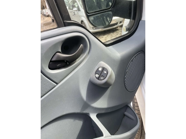 Ford Transit 2.2tdci - автомобили, коли, обяви за нови и употребявани 7