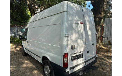 ford-transit - 4