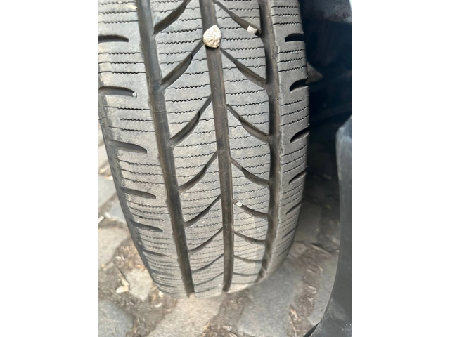 Ford Transit 2.2TDCi - автомобили, коли, обяви за нови и употребявани 8