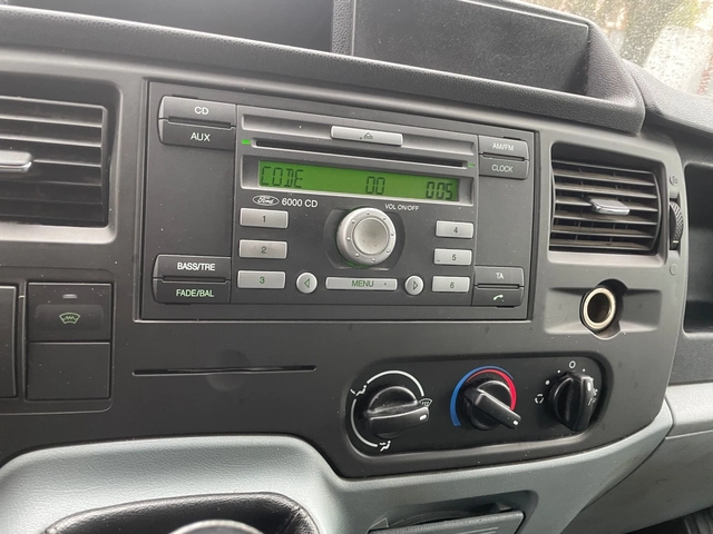 Ford Transit 2.2TDCi - автомобили, коли, обяви за нови и употребявани 8