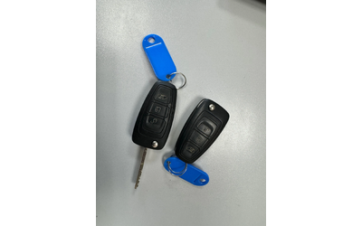 Ford Transit 8+1 CUSTOM - автомобили, коли, обяви за нови и употребявани 13