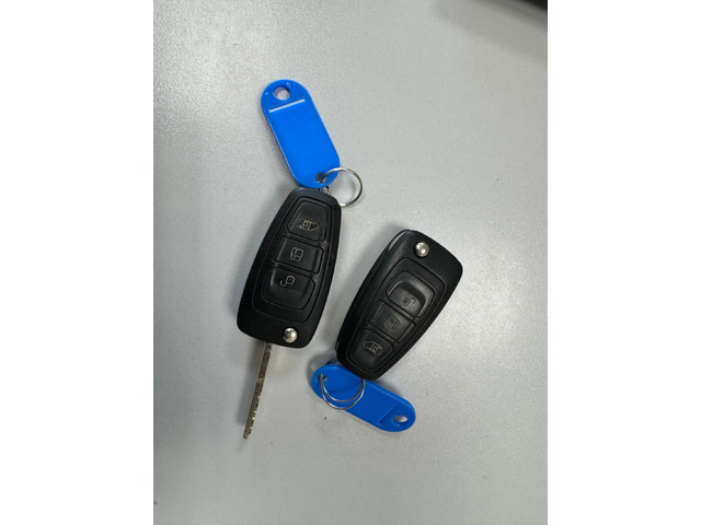 Ford Transit 8+1 CUSTOM - автомобили, коли, обяви за нови и употребявани 13