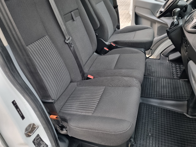 Ford Transit Connect 2.0TDCi-131ps 2018г. ОБСЛУЖЕН= КАТО НОВ! - автомобили, коли, обяви за нови и употребявани 12