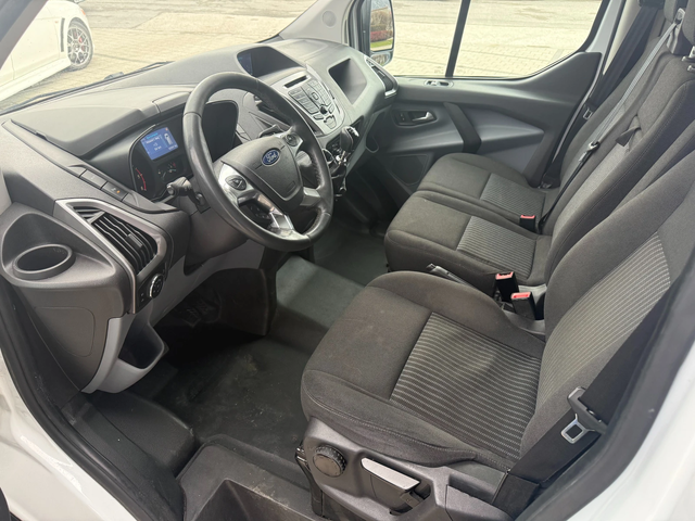 Ford Transit Custom 2.2TDCI Климатик L1H1 Euro 5 - автомобили, коли, обяви за нови и употребявани 11