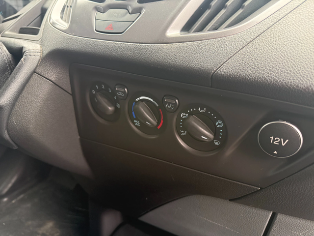 Ford Transit Custom 2.0TDCI Климатик L1H1 Euro 6 - автомобили, коли, обяви за нови и употребявани 11