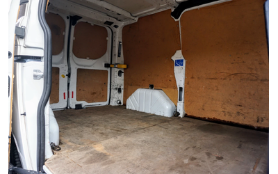 Ford Transit Custom 2.0 TDCI - автомобили, коли, обяви за нови и употребявани 13