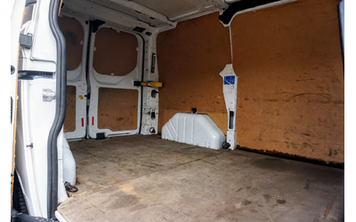 Ford Transit Custom 2.0 TDCI - автомобили, коли, обяви за нови и употребявани 13