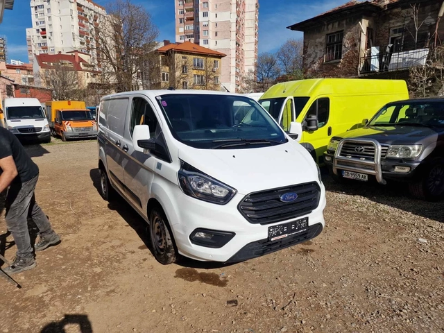 Ford Transit Custom 2.0TDCi - автомобили, коли, обяви за нови и употребявани 2