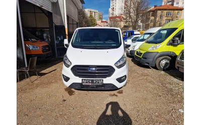 ford-transit-custom - 3