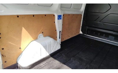 Ford Transit Custom 2.2TDCI - автомобили, коли, обяви за нови и употребявани 9