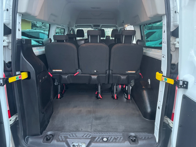 Ford Transit Custom 8+1 - автомобили, коли, обяви за нови и употребявани 8