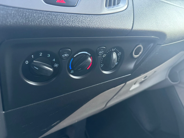 Ford Transit Custom 8+1 - автомобили, коли, обяви за нови и употребявани 10