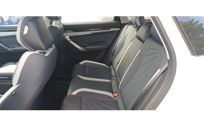 Geely Starray 1.5 GK FWD 7DCT - автомобили, коли, обяви за нови и употребявани 9